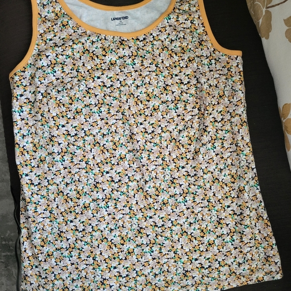 Womens Supima Cotton Scoop Neck Tank Top - Picture 3 of 8